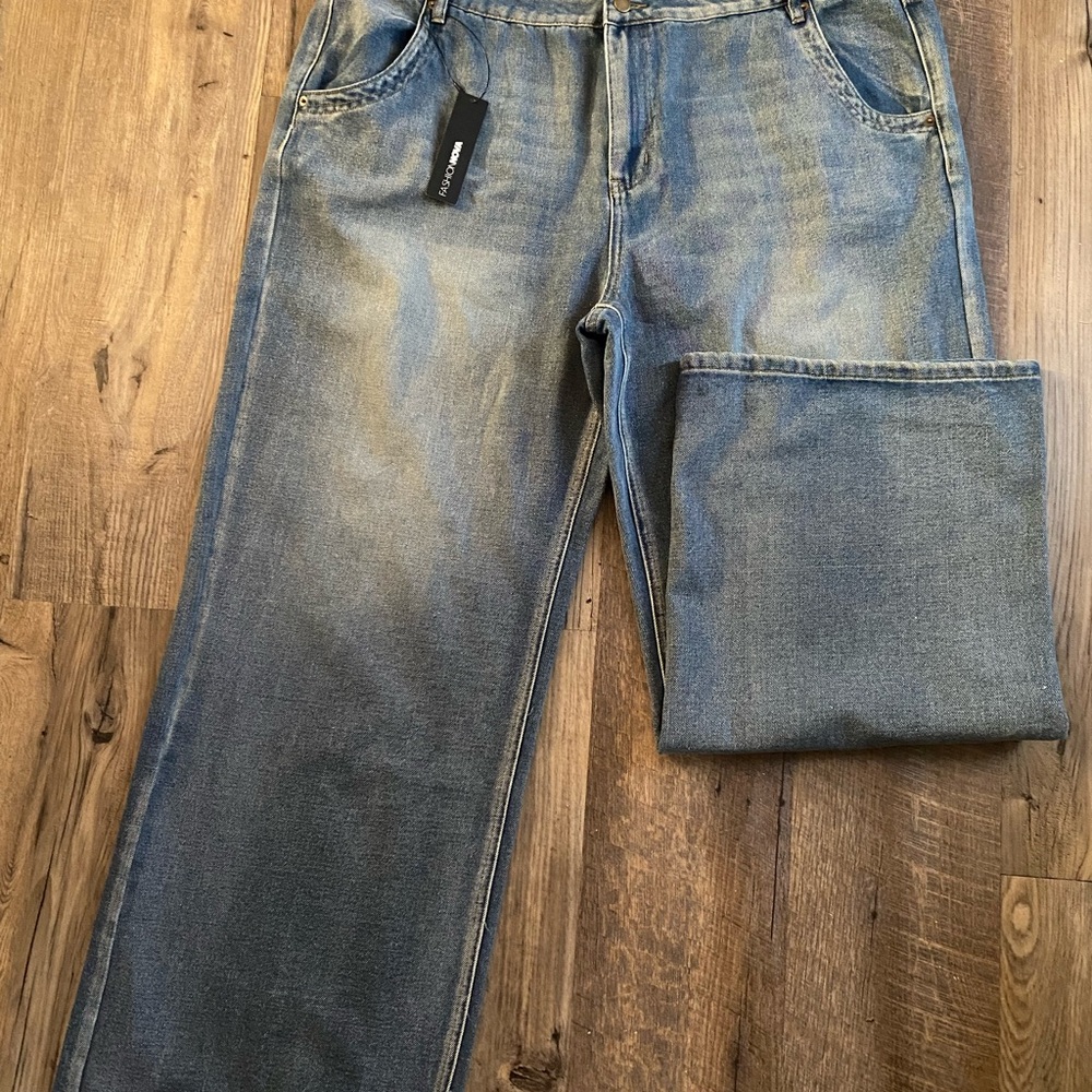 Fashion Nova Classic Blue Straight Jeans